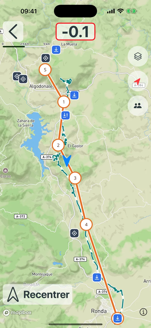 App Vario One en vol : itinéraire prévu avec balises et vol de comparaison en pointillés